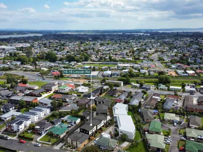 16-18 Lincoln Road, Manurewa East