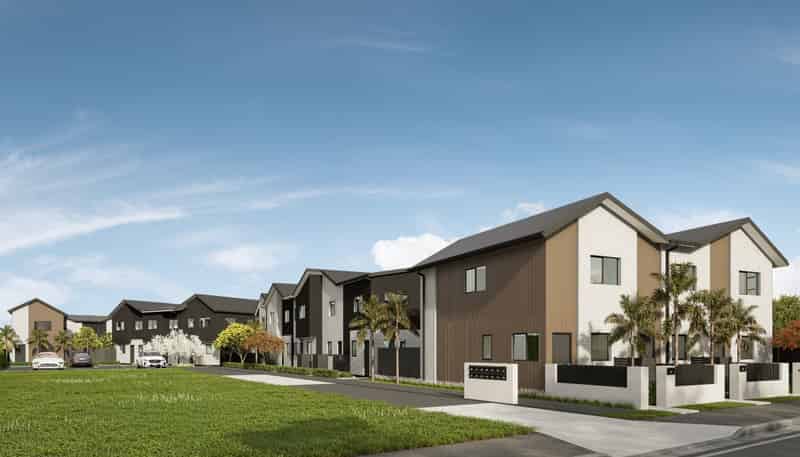 16-18 Lincoln Road, Manurewa East