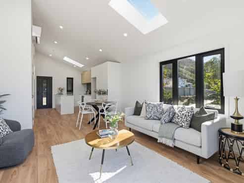 27 Westhaven Drive, Tawa