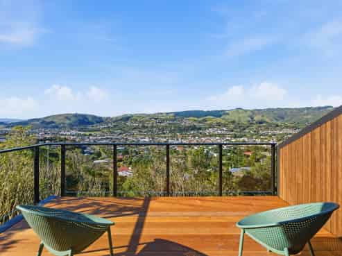 27 Westhaven Drive, Tawa