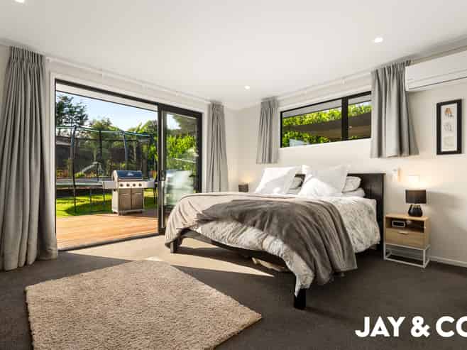 51 Jack Lachlan Drive, Beachlands