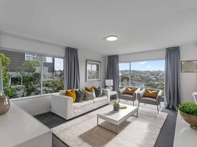 45a Shanaway Rise, Hillcrest