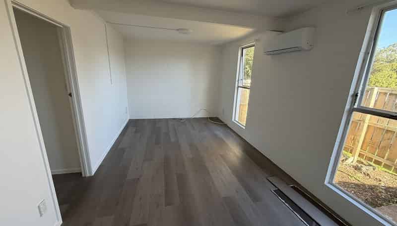 2/14 Aroha Avenue, Sandringham