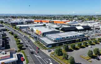 High-profile Lunn Avenue retail opportunity (T1A)