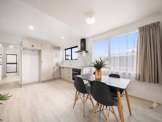 3/7 Haumia Way, Otara