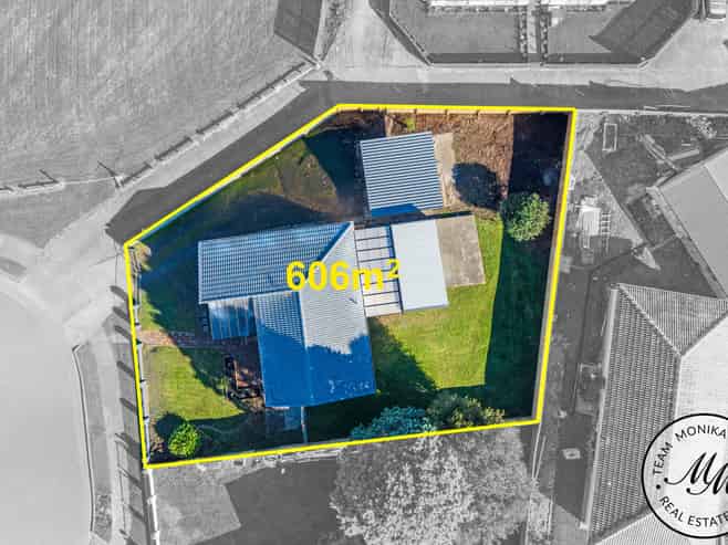 9 Blackgate Place, Weymouth