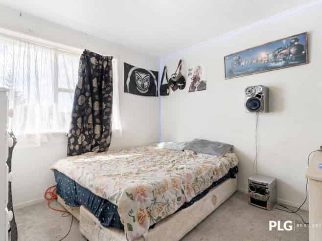 2 Awakino Place, Manurewa