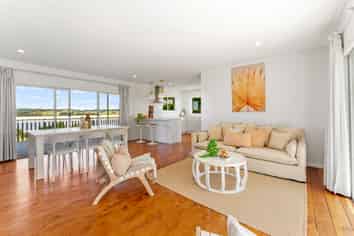 Auckland - Address withheld