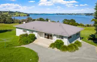 Auckland - Address withheld
