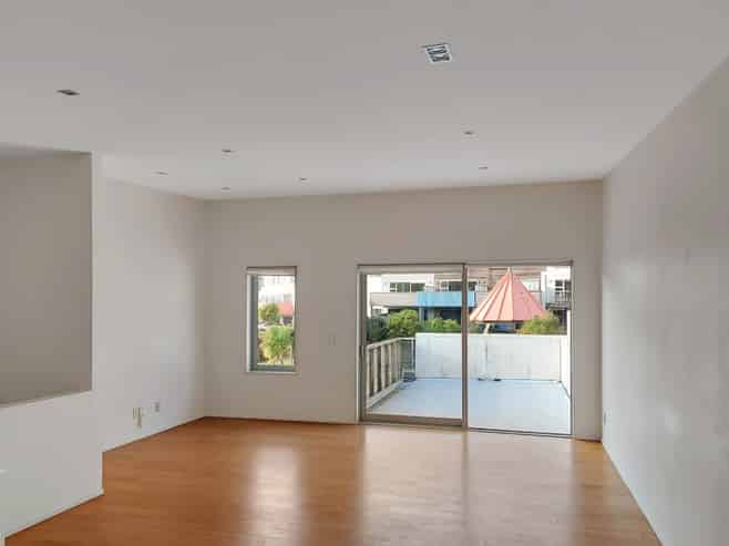 29 Saddleback Grove, Karori