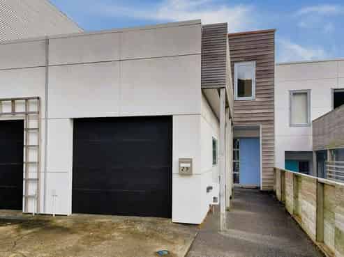 29 Saddleback Grove, Karori