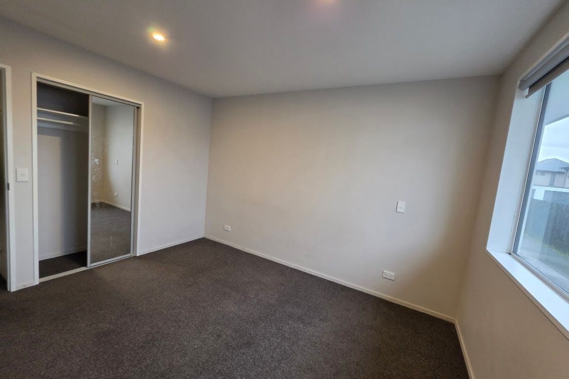 Charming 2-Bedroom Unit in Edgeware - Więcej