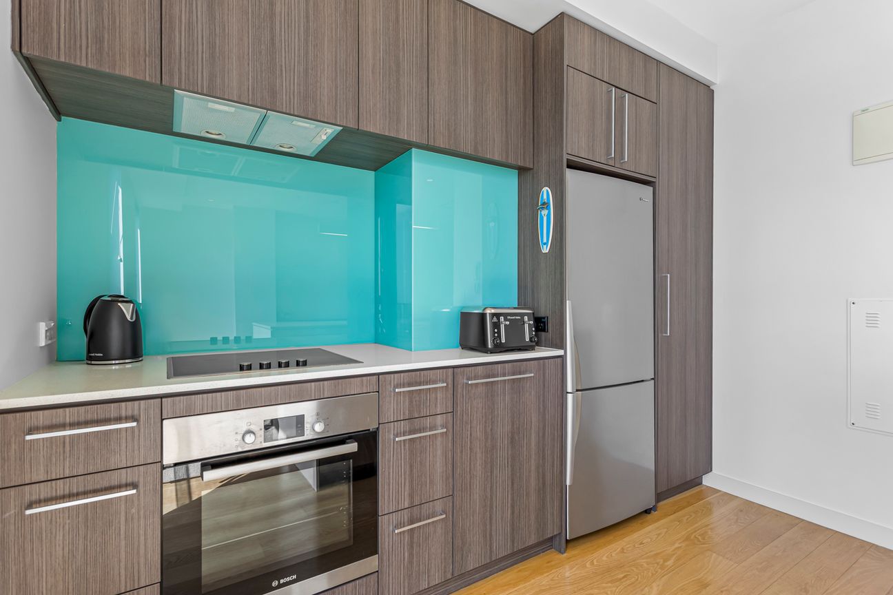 Modern One-Bedroom Apartment with Carpark - Ansicht 6