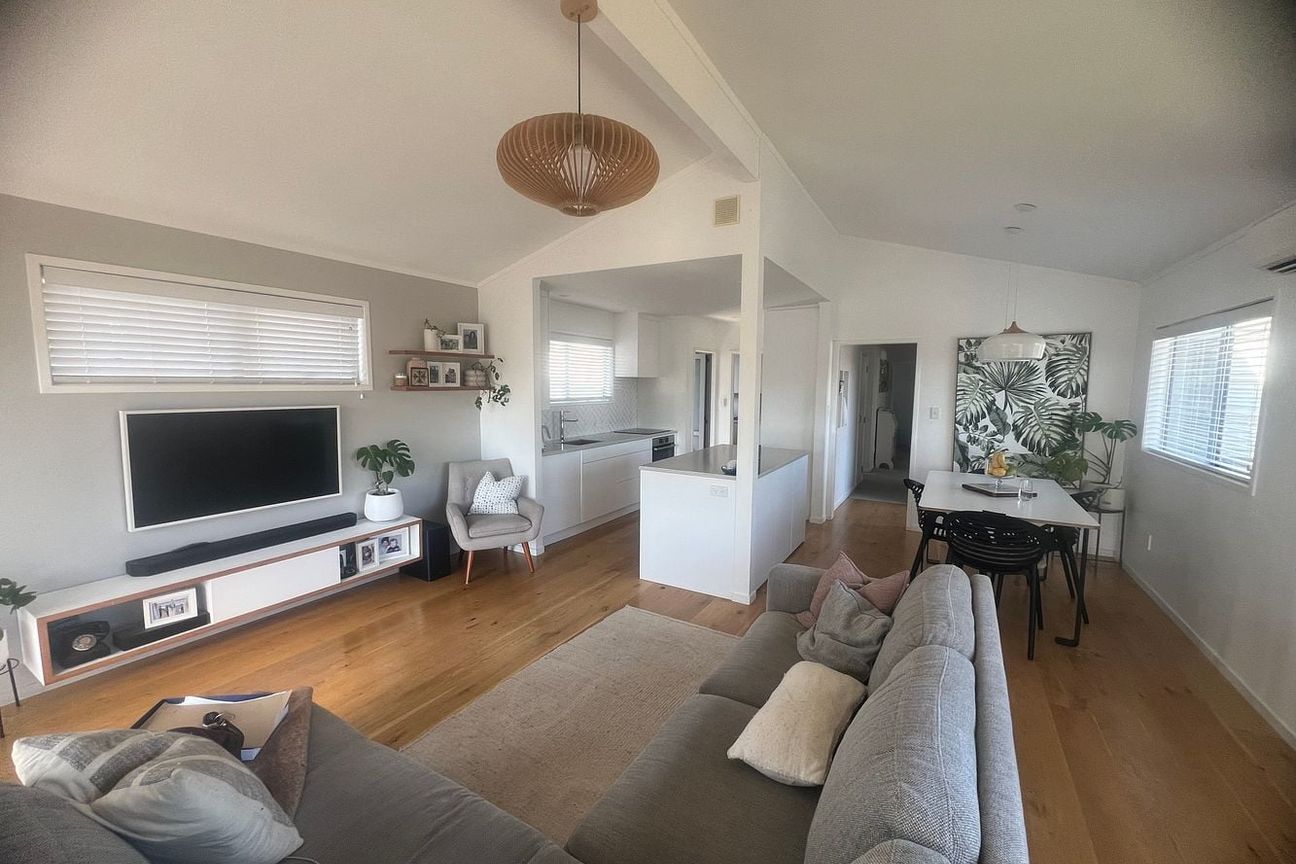 3 Bed + Home office Modern home – pohled 3