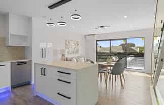 1/18 Hutchinsons Road, Bucklands Beach
