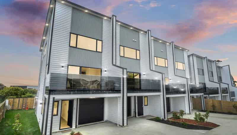1/18 Hutchinsons Road, Bucklands Beach