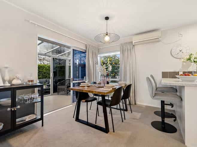 1/14 Kallaroo Place, Botany Downs