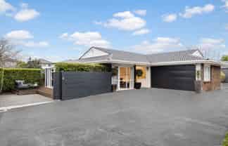 1/14 Kallaroo Place, Botany Downs