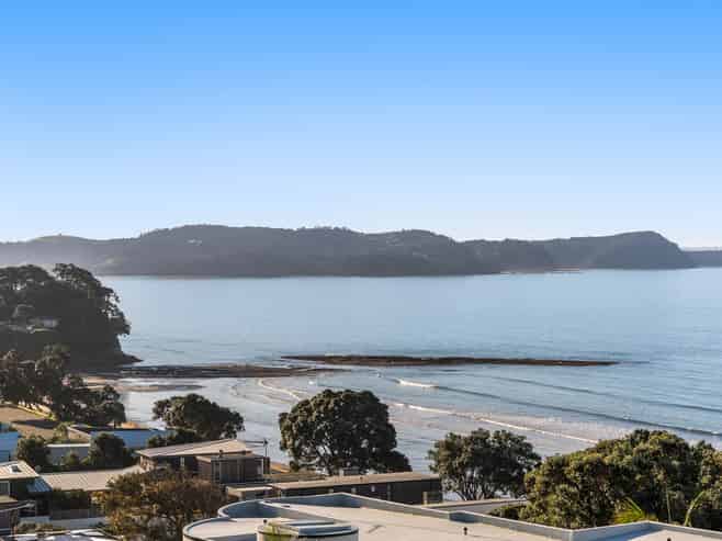 34 Marellen Drive, Red Beach