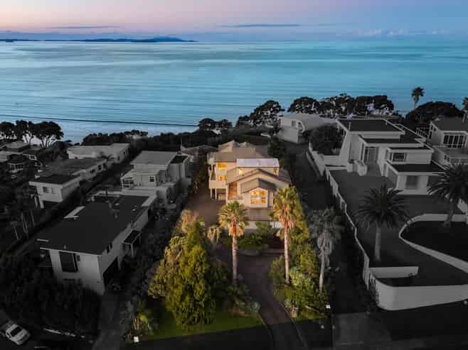 34 Marellen Drive, Red Beach