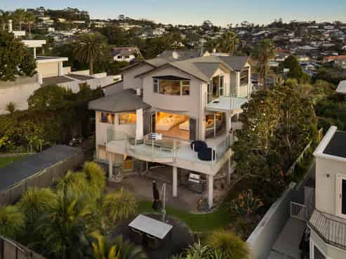 34 Marellen Drive, Red Beach
