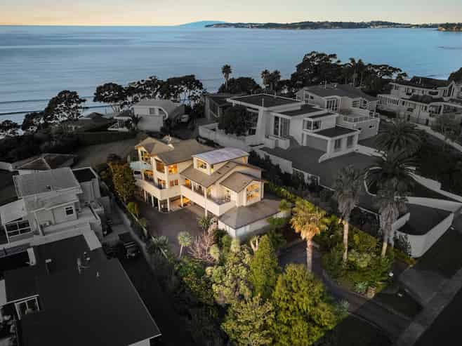 34 Marellen Drive, Red Beach