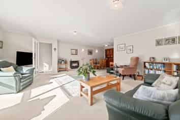 416A Botanical Road, West End