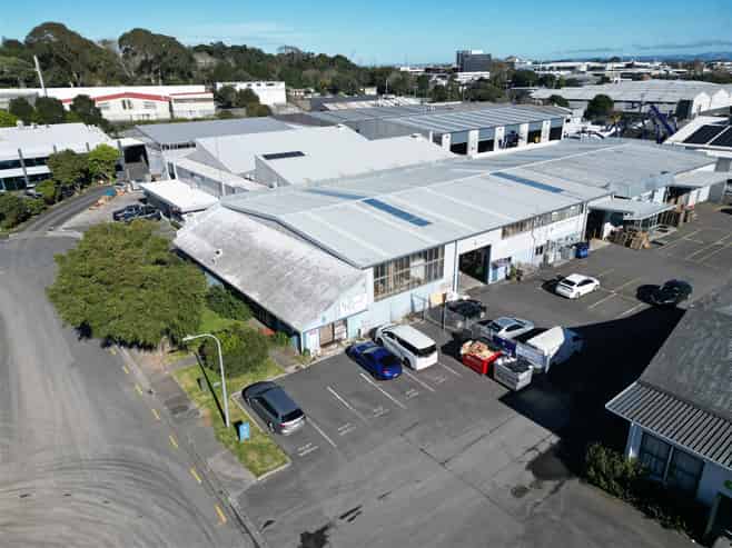 Functional 617sqm Warehouse + Exclusive Yard