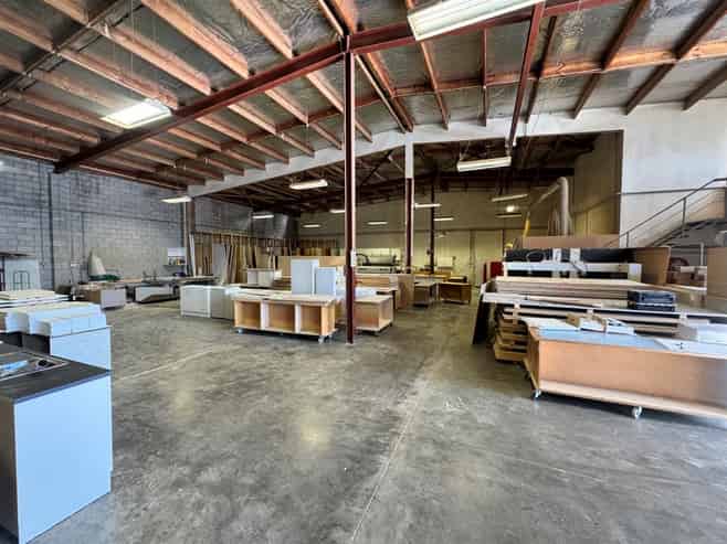 Functional 617sqm Warehouse + Exclusive Yard