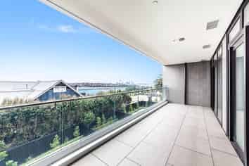 8/29-35 Coates Avenue, Orakei