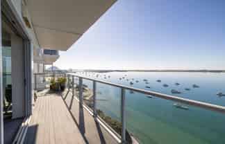 1406/72 Devonport Road, Tauranga