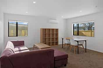 R2/7A Mathesons Rd, Phillipstown