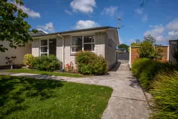 3/17a Miro Street, Trentham