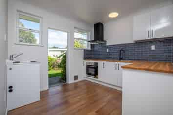 3/17a Miro Street, Trentham