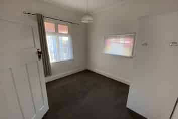 45 Maitland Street, Strathern