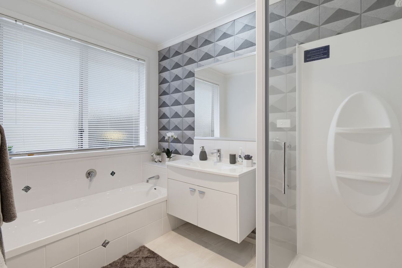 Sharp Price. Smart Move. Modern Living. - Altro