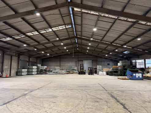 Large Warehouse Opportunity - Central Position