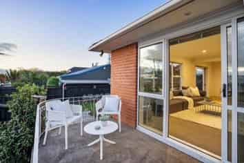 14 Tainui Terrace, Mangere Bridge