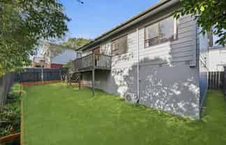 2/38 Leo Street, Glen Eden