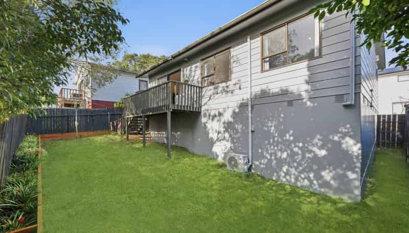 2/38 Leo Street, Glen Eden