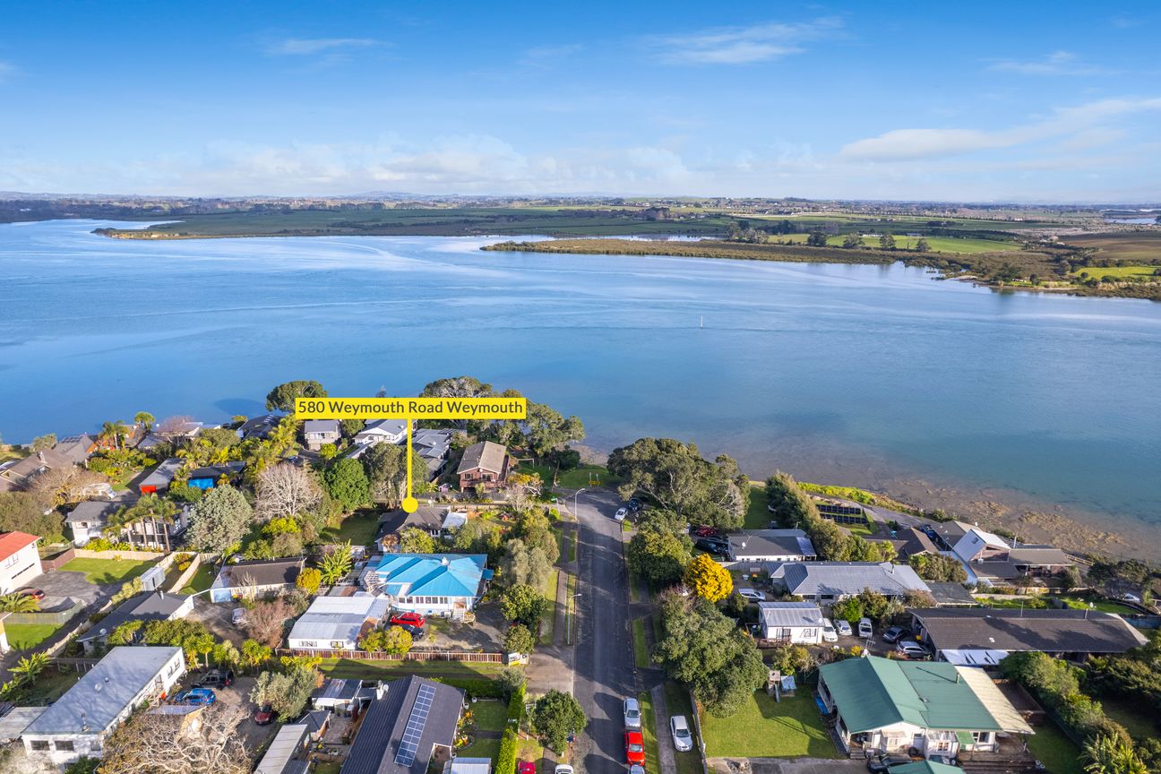 #GAMEDAY - Development Opportunity with Sea Views! - Widok 3