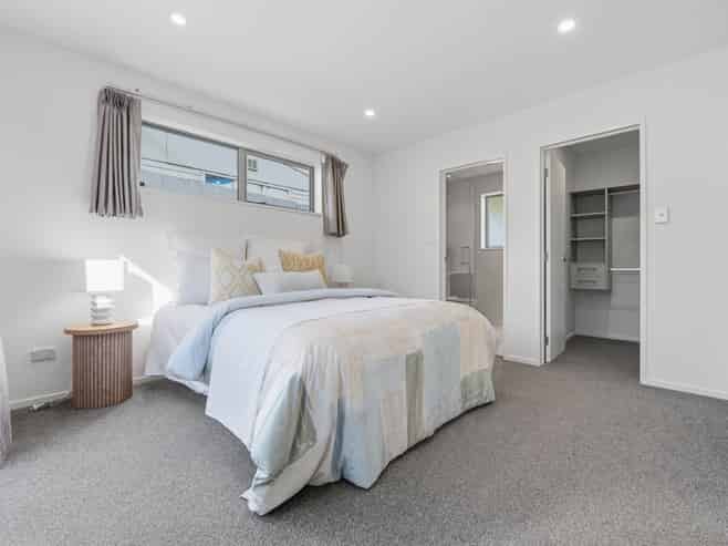 31A Meadowood Drive, Unsworth Heights