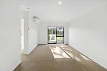 2/72 Alabaster Drive, Papatoetoe