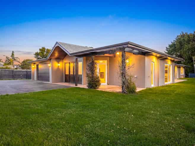 33 Ashmore Crescent, Warkworth