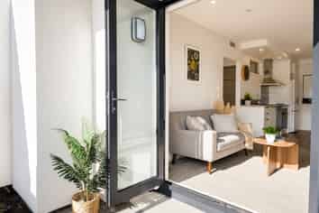 2B/16 Constable Street, Newtown