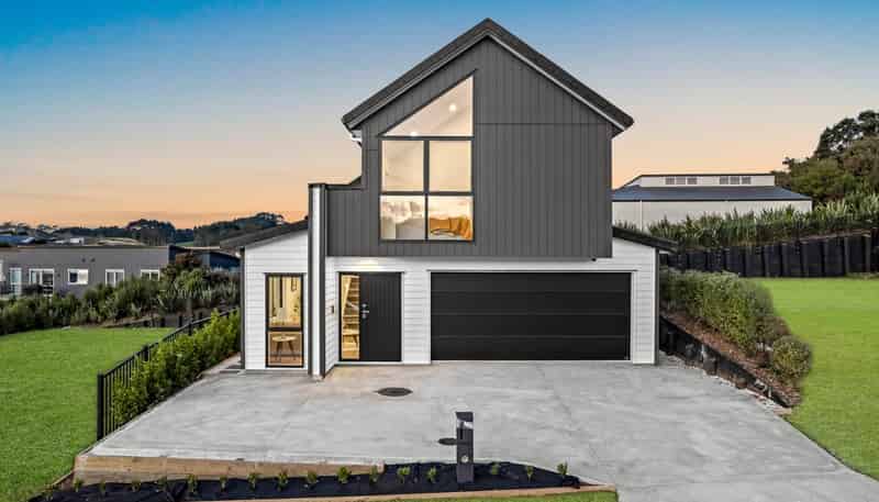 61 Rongoa Maori Way, Pukekohe