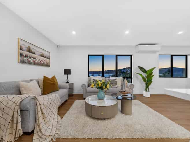 61 Rongoa Maori Way, Pukekohe