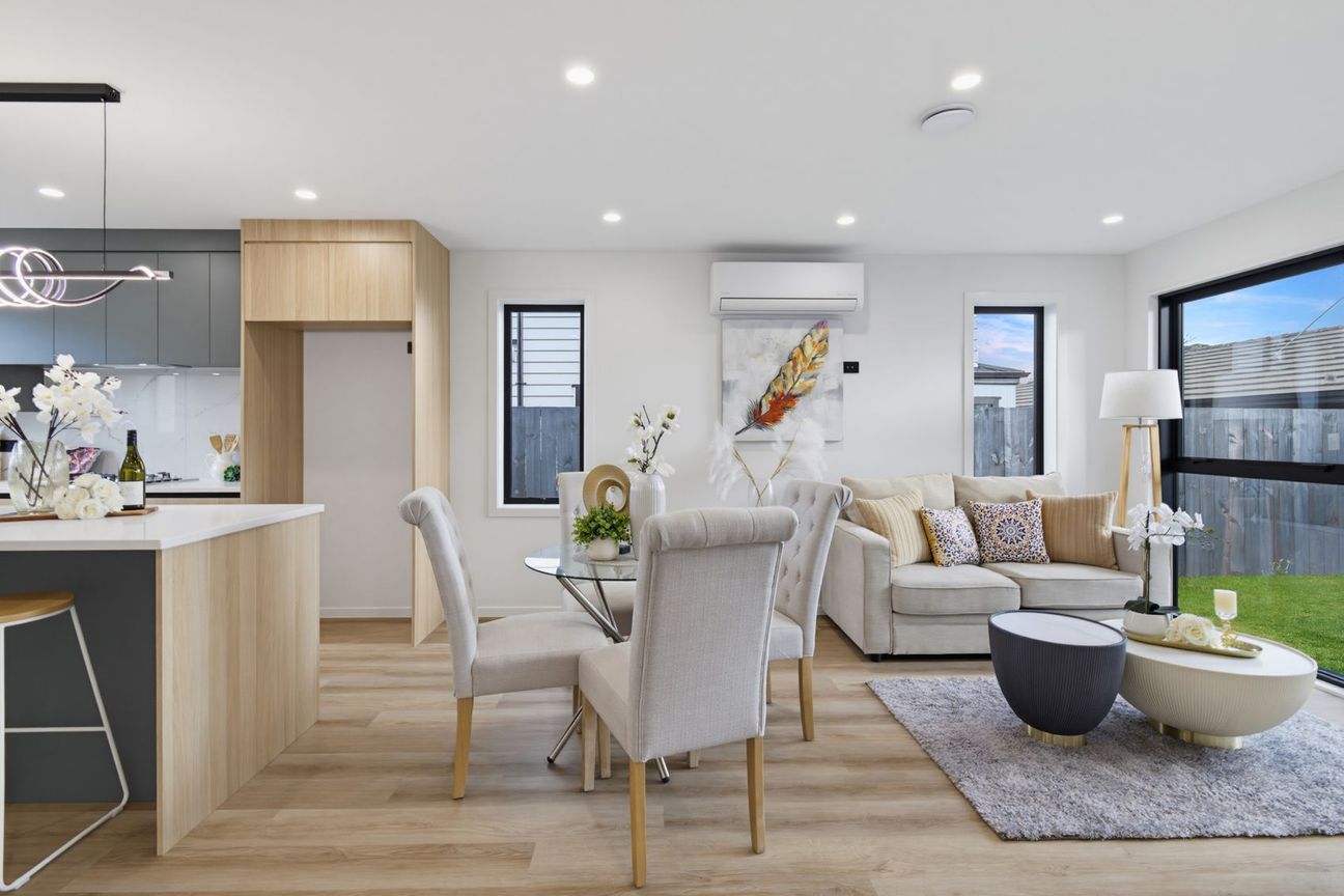 Contemporary Elegance: Stunning & Modern Home – pohled 2