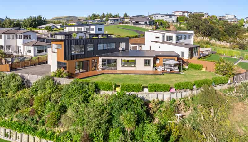 131 Endeavour Drive, Whitby