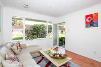 4/58 Allendale Road, Mount Albert